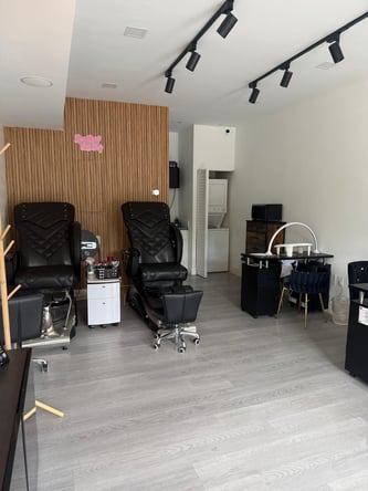 Nail Tech Stations for Rent in Luxury Coconut Grove Salon, Miami