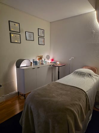 North Miami Beach | Salon Chair & Private Room Rentals | Newly Renovated