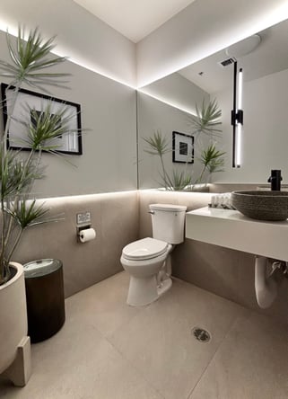 Luxury Suite Salon for Rent