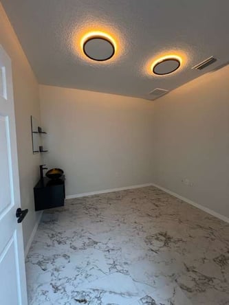 Luxury Salon Suite Rental