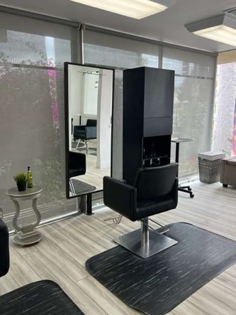 Hairstylists Booth Rent for a Special Low Price!