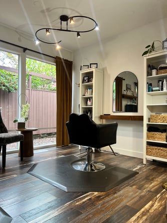 Boutique Salon Station for Rent in Beaverton – $750/month