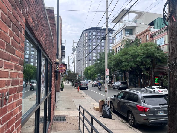 Barbershop / Salon for rent in Northern Liberties – Prime location- move in condition & operational