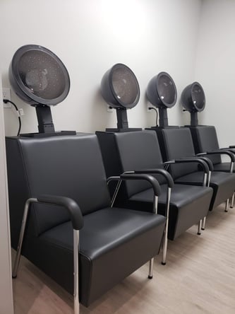 Salon Chair for Rent at Golden Cuts Color – San Rafael, CA
