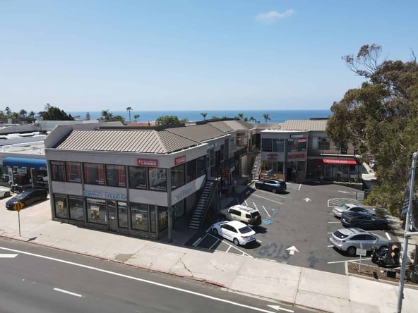 La Jolla Beauty + Wellness Suite — $340/wk, First 2 Weeks Free!