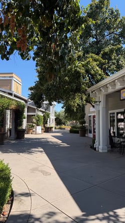 Salon station/facial room available in Brentwood PT/FT