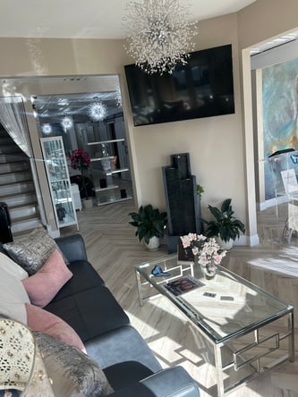 Monarch Beauty Studios | Luxury Beauty & Wellness Space Rentals
