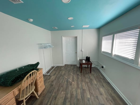 Renovated salon in Graceville, Florida; Looking for beauty professionals! :)