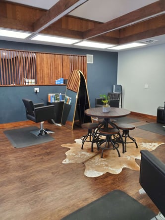 Booth rental available in a quaint, chill salon in Spokane Valley, Wa