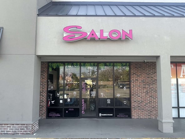 Nail Booth for Rent in Orlando