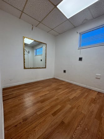 Private Salon Room for Rent – Perfect for Beauty Professionals