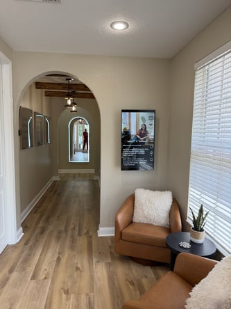 New Salon Suites