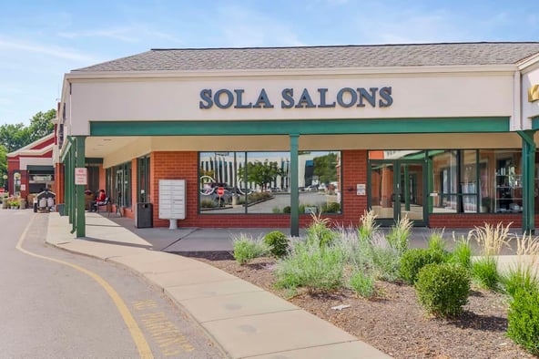 Sola Salon Studios in Prairie Village, KS – Salon Suite for Rent