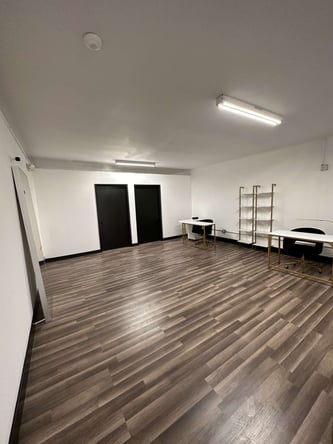 Beauty Room & Booth Rental