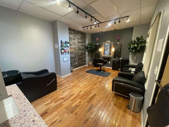 Beautiful Single Chair Rental in the heart of downtown Placerville