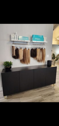 Stations for Rent- Blonde Culture Salon