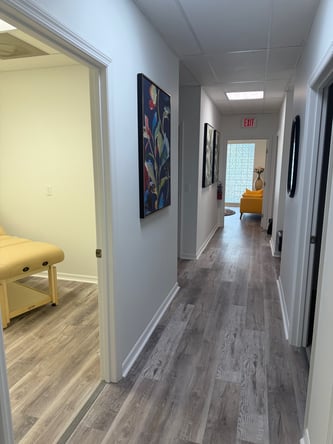 Private Salon/Wellness Suites Move-in Ready!