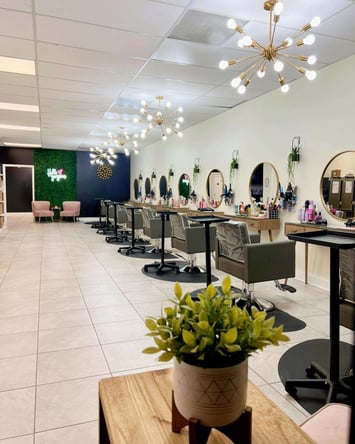 Booth Rent in West Mobile, Alabama