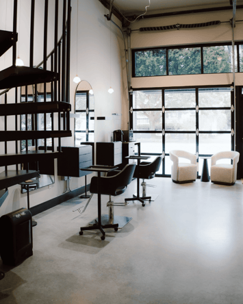 Sellwood salon chair open