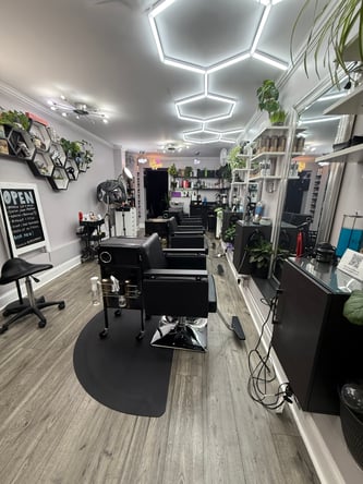 Independent Hairstylist Wanted — Established SF Salon