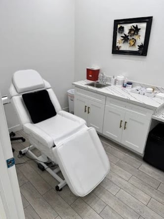 Private Treatment Room for Rent in Lakewood Medspa | Ideal for Esthetician or Beauty Profession
