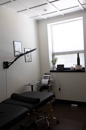 Salon Studio for Rent — High-End Finishes & Flexible Setup — Tour Today!