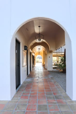 Luxury Beauty Suites in Scottsdale – Prime Location! Pinnacle Peak and Pima