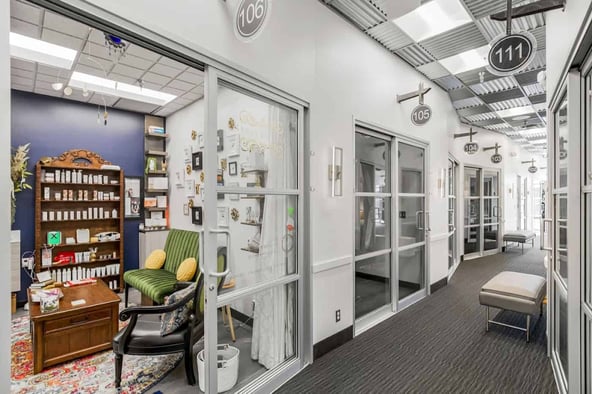 Sola Salon Studios in Spanish Fort, AL – Salon Suite for Rent