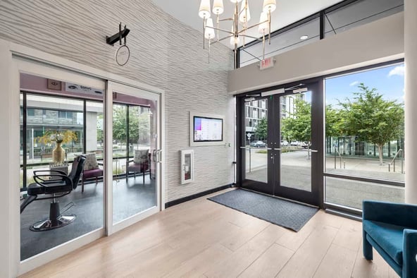 Sola Salon Studios in Portland, OR – Salon Suite for Rent