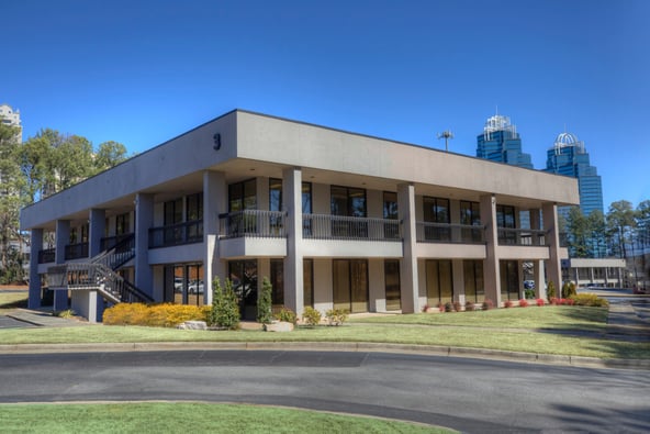 Move-In Ready Salon Suite for Lease | All Utilities Inc. | Sandy Springs, GA