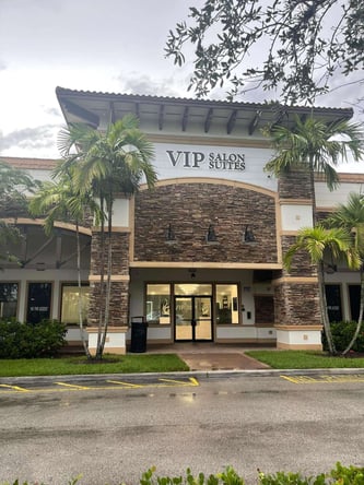 VIP Salon Suites of Parkland