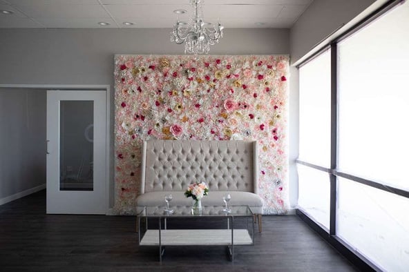 Calling All Talented Stylists: Join Our Glam Team and Unleash Your Creative Potential!