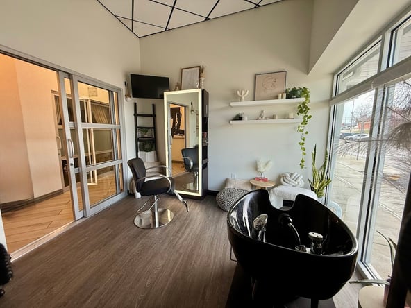 MY SALON Suite in Ridge Pike Conshohocken, PA – Salon Suite for Rent