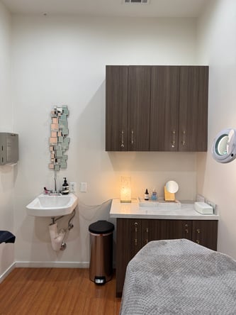 Private Esthetician/PMU Room Available in West Hollywood