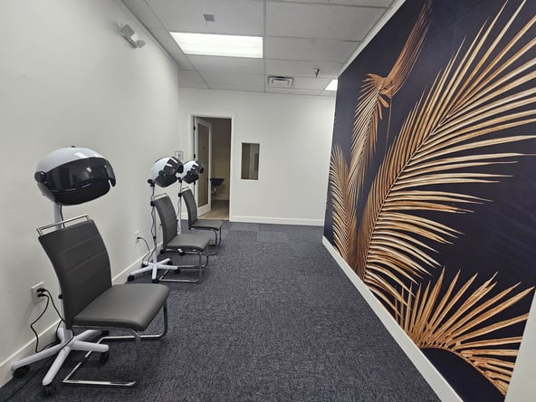 Modern Salon Suites