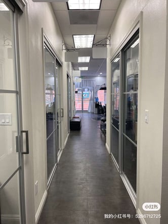 Private salon studio for rent