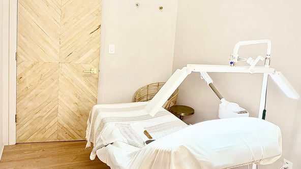 Esthetician Suite Available Near Emory