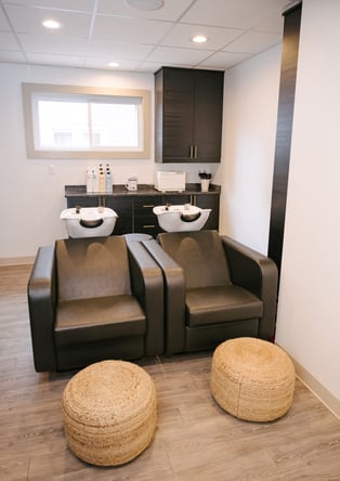 Brand new, modern, bright, open concept salon chairs available for rent!