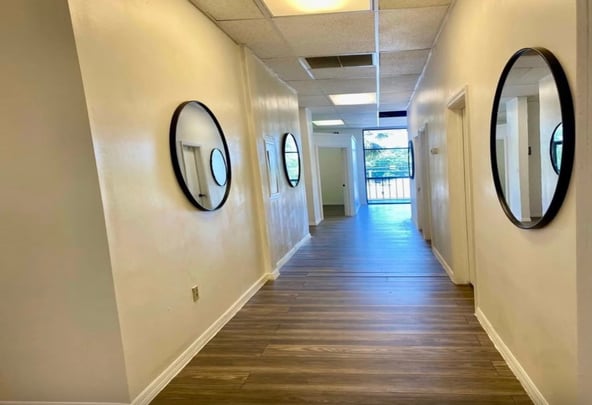Spacious Double Private Salon Suite in Casselberry, FL — Move-In Ready!