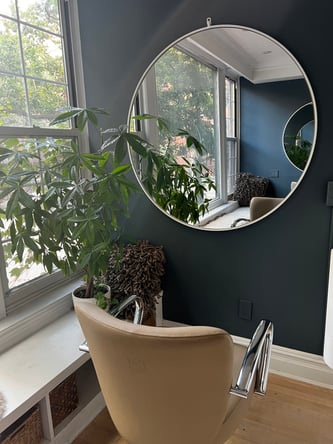 SALON CHAIR RENTAL /UES Manhattan