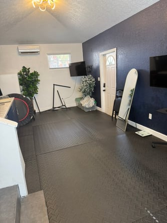 Private Studio for Personal Trainers & Pilates in South Tampa