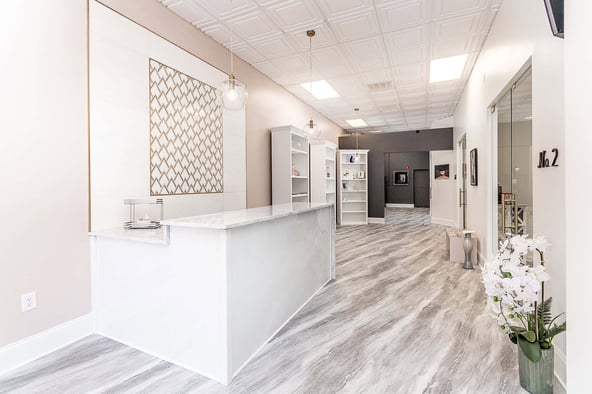 Lyst Salon – Suites Available Now