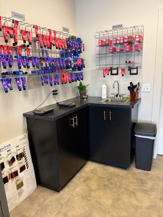 salon station for rent in Wauwatosa