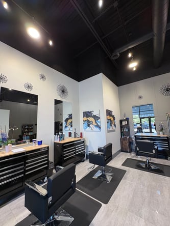 *Chair Rentals Wanted* Best Price in Town * Beautiful New Salon * Products / Tools Included*