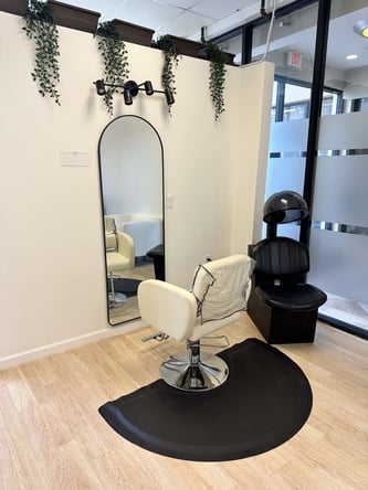 Salon Chair for Rent