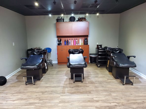 Carrollwood salon