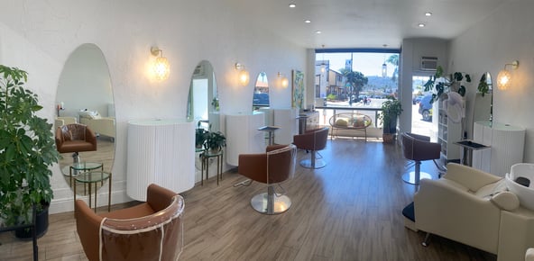 Bright and airy studio by the beach