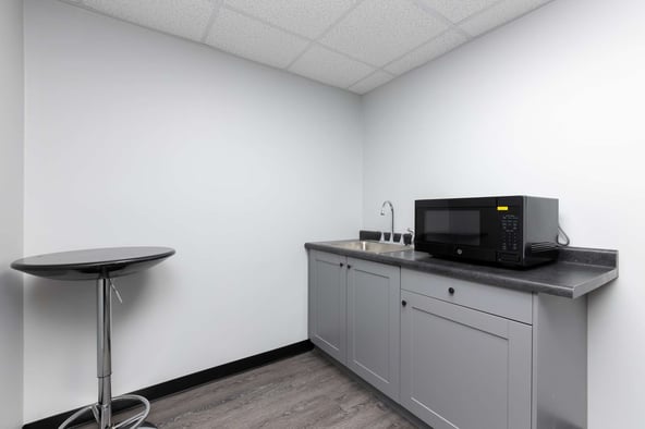 Salon Suite with a window, Great Location!