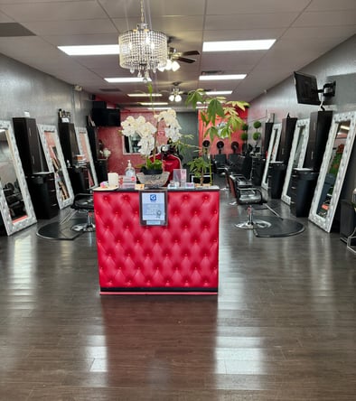 Salon Booth Rental – WE ARE LOOKING FOR TALENTED LICENSED BEAUTY PROFESSIONALS TO JOIN OUR TEAM !!