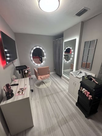 Modern and Fully Equipped Private Salon Space for Rent in Hialeah